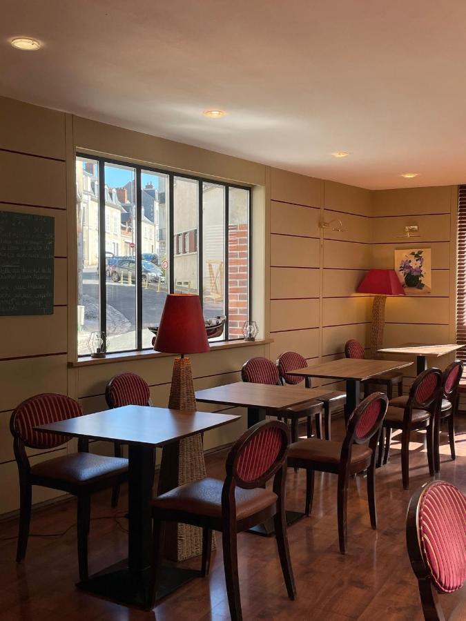 Logis Hotel Restaurant Le Monarque Блоа Екстериор снимка