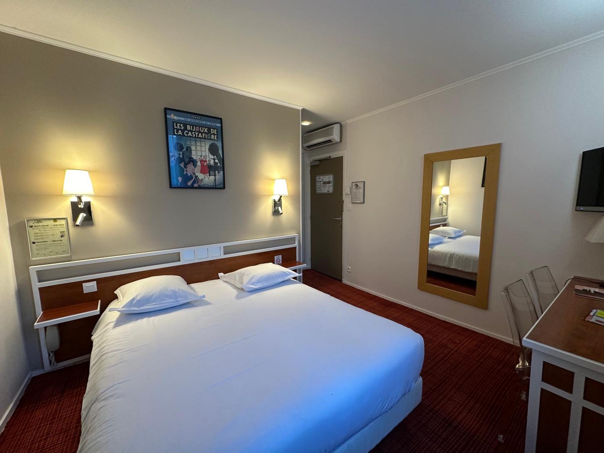 Logis Hotel Restaurant Le Monarque Блоа Екстериор снимка