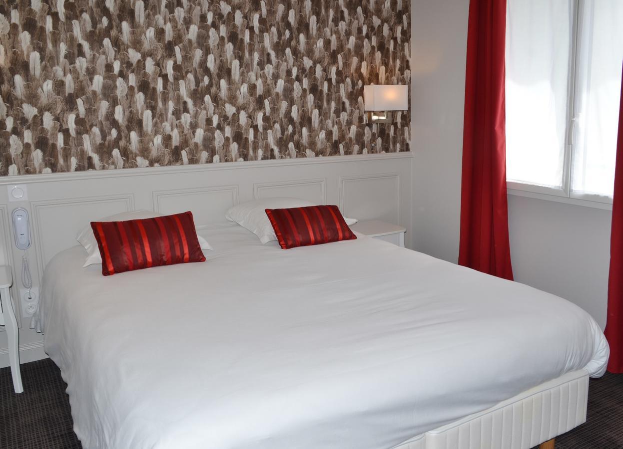 Logis Hotel Restaurant Le Monarque Блоа Екстериор снимка